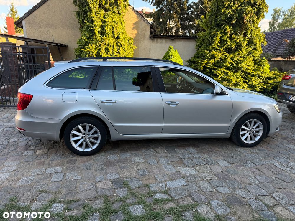 Skoda Superb 1.6 TDI Active DSG - 8