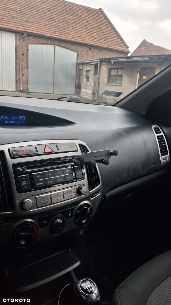 Hyundai i20 1.4 Comfort - 19