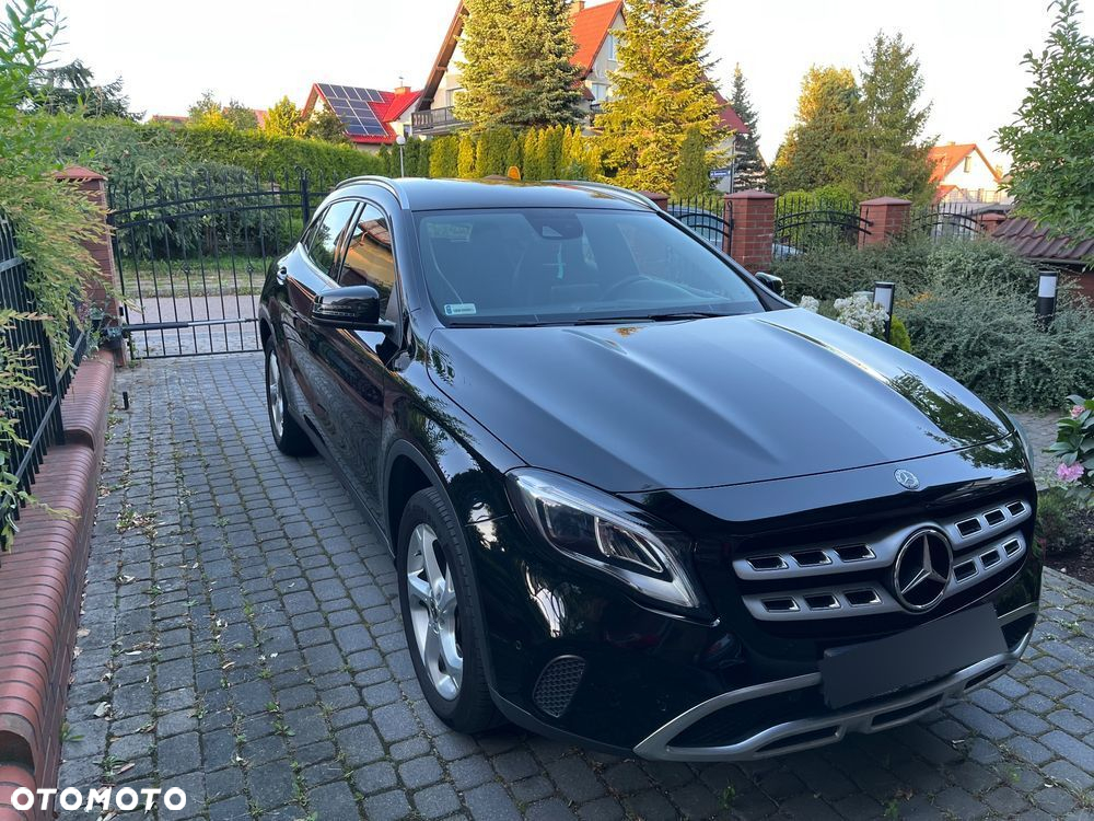 Mercedes-Benz GLA 200 7G-DCT Urban