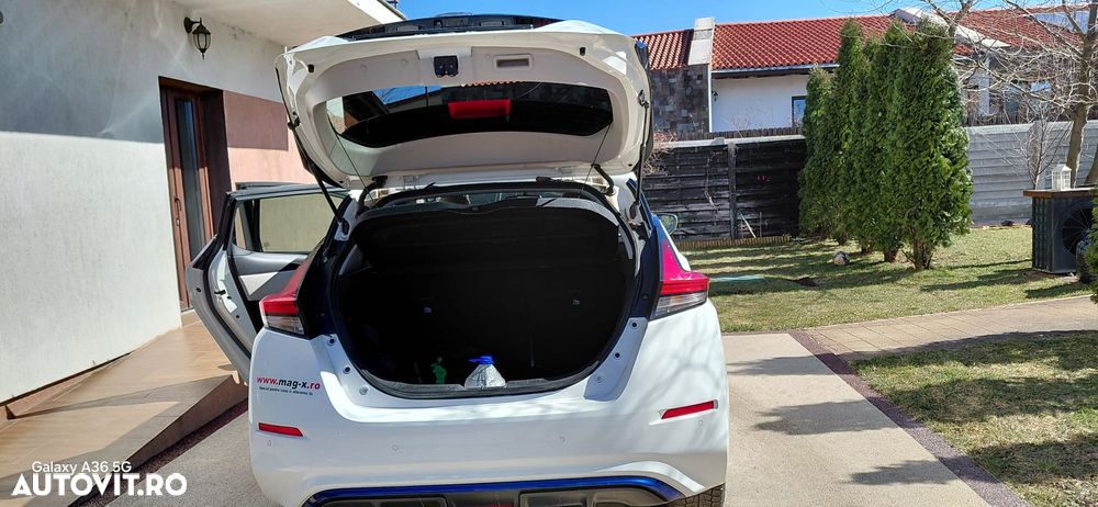 Nissan LEAF Tekna - 5