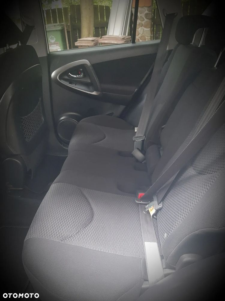 Toyota RAV4 2.2 D-4D 4x4 - 16
