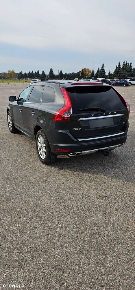 Volvo XC 60 - 4