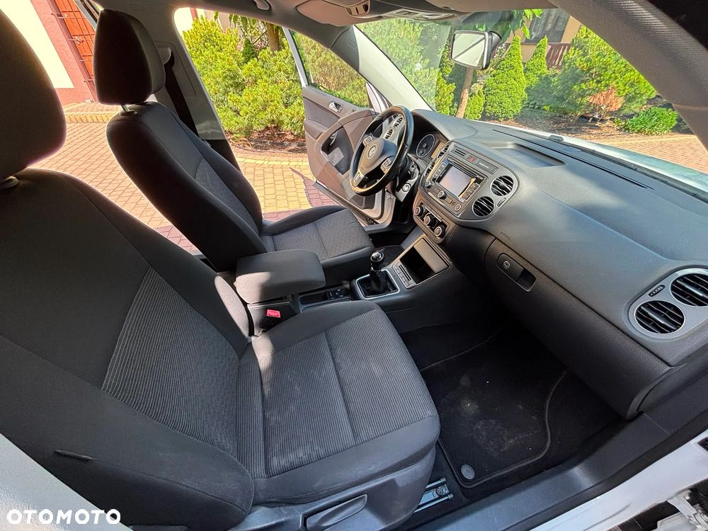 Volkswagen Tiguan - 19