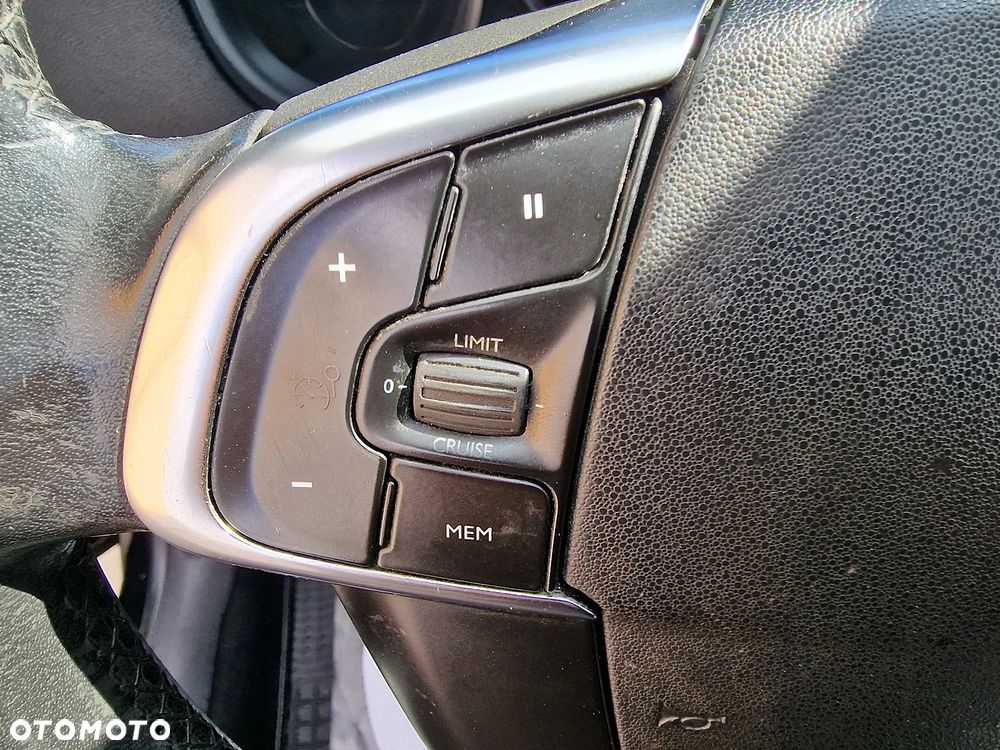 Citroën C4 1.6 HDi Feel - 14
