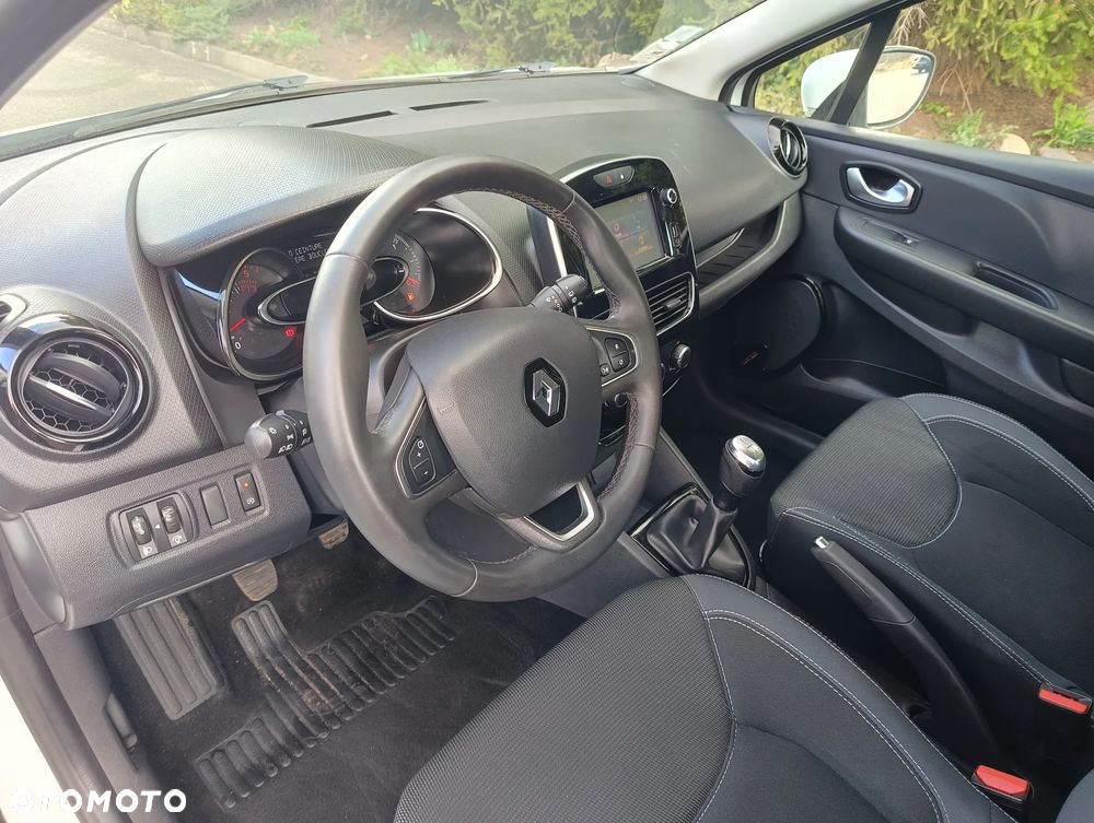 Renault Clio 1.5 dCi Alize - 12