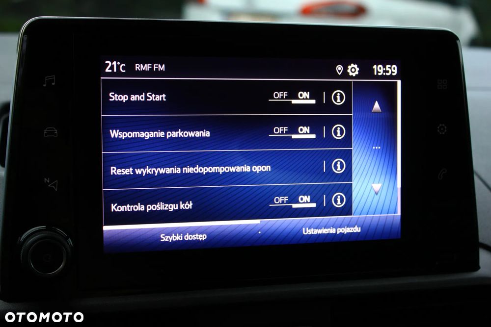 Toyota PROACE CITY BLASZAK 2 OSOBOWY 1.2 D-4T BENZYNA 110KM PEWNE AUTO FV23% - 26