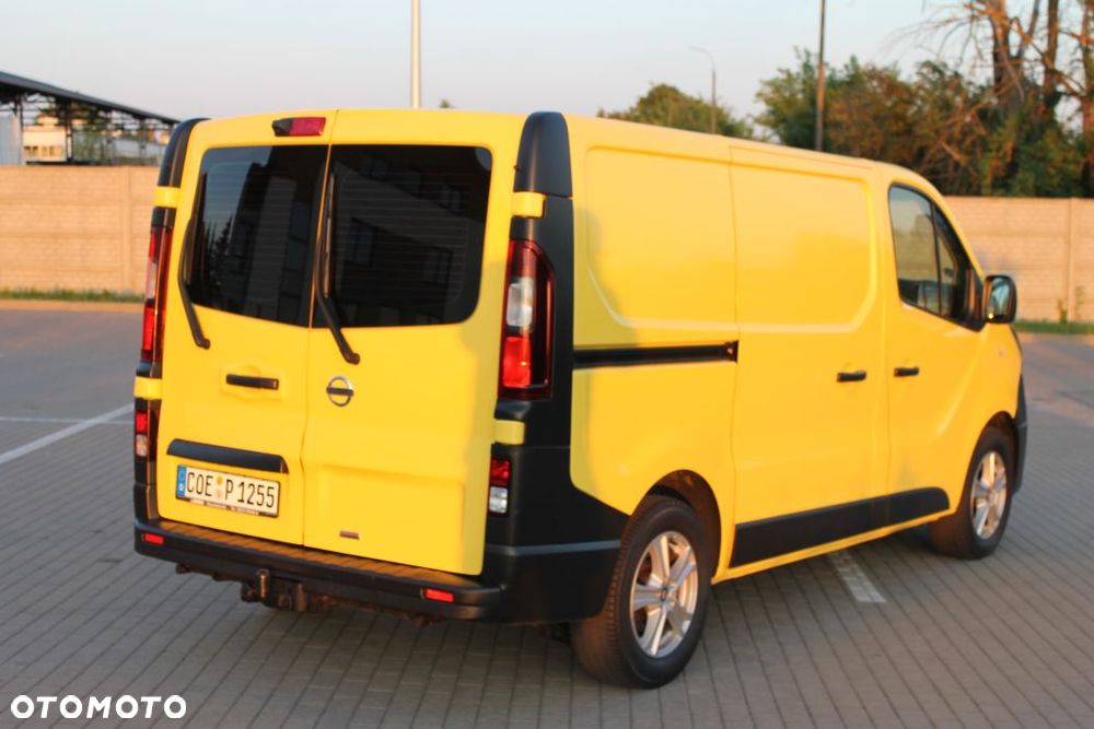 Nissan NV 300 - 6