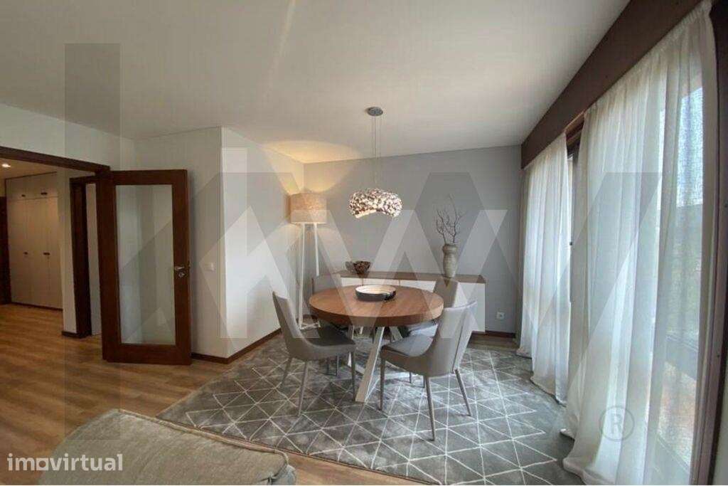 Apartamento T2 para arrendar mobilado, com um lugar de garagem e arrum - Grande imagem: 3/20