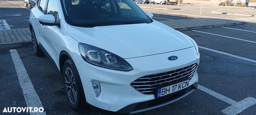 Ford Kuga - 1