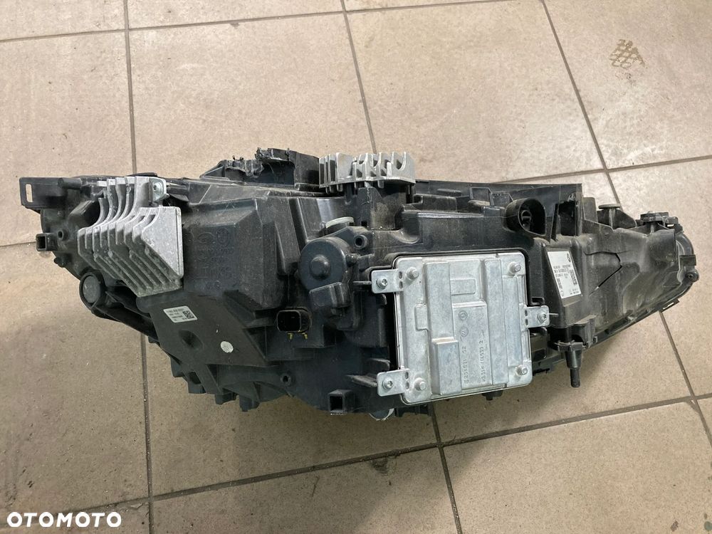 Lampa lewa kompletna moduły USA SAE G22 G23 G26 Adaptive LED 5A19365 - 3