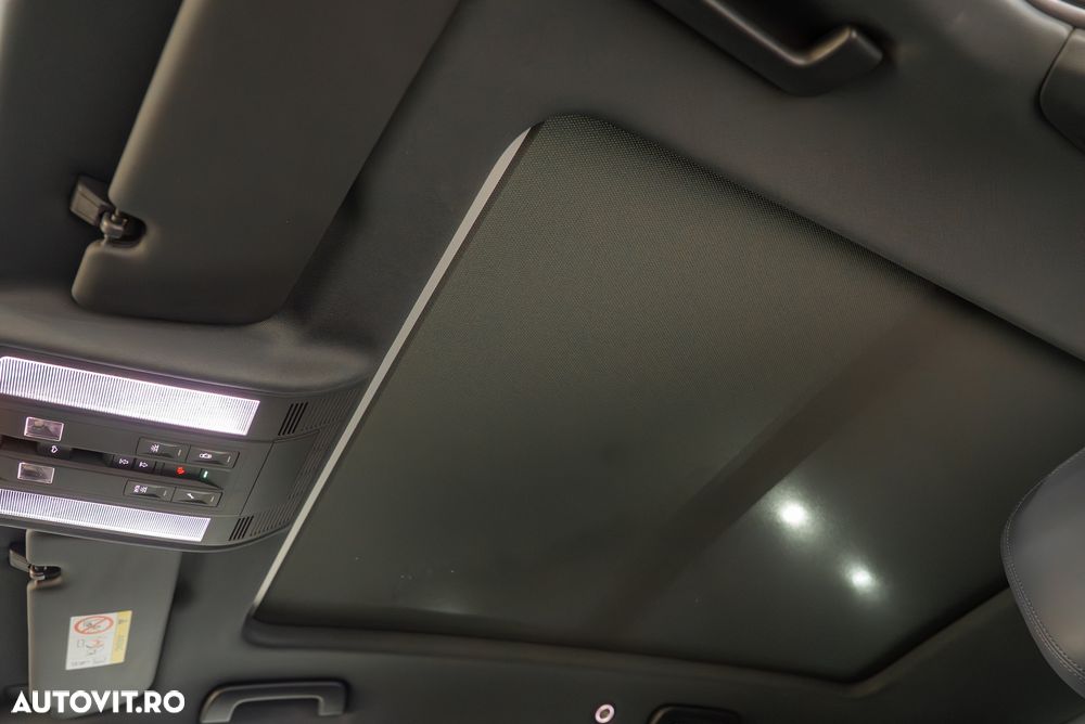 Volkswagen Touareg 3.0 V6 e-Hybrid 4Motion Aut. Elegance - 20