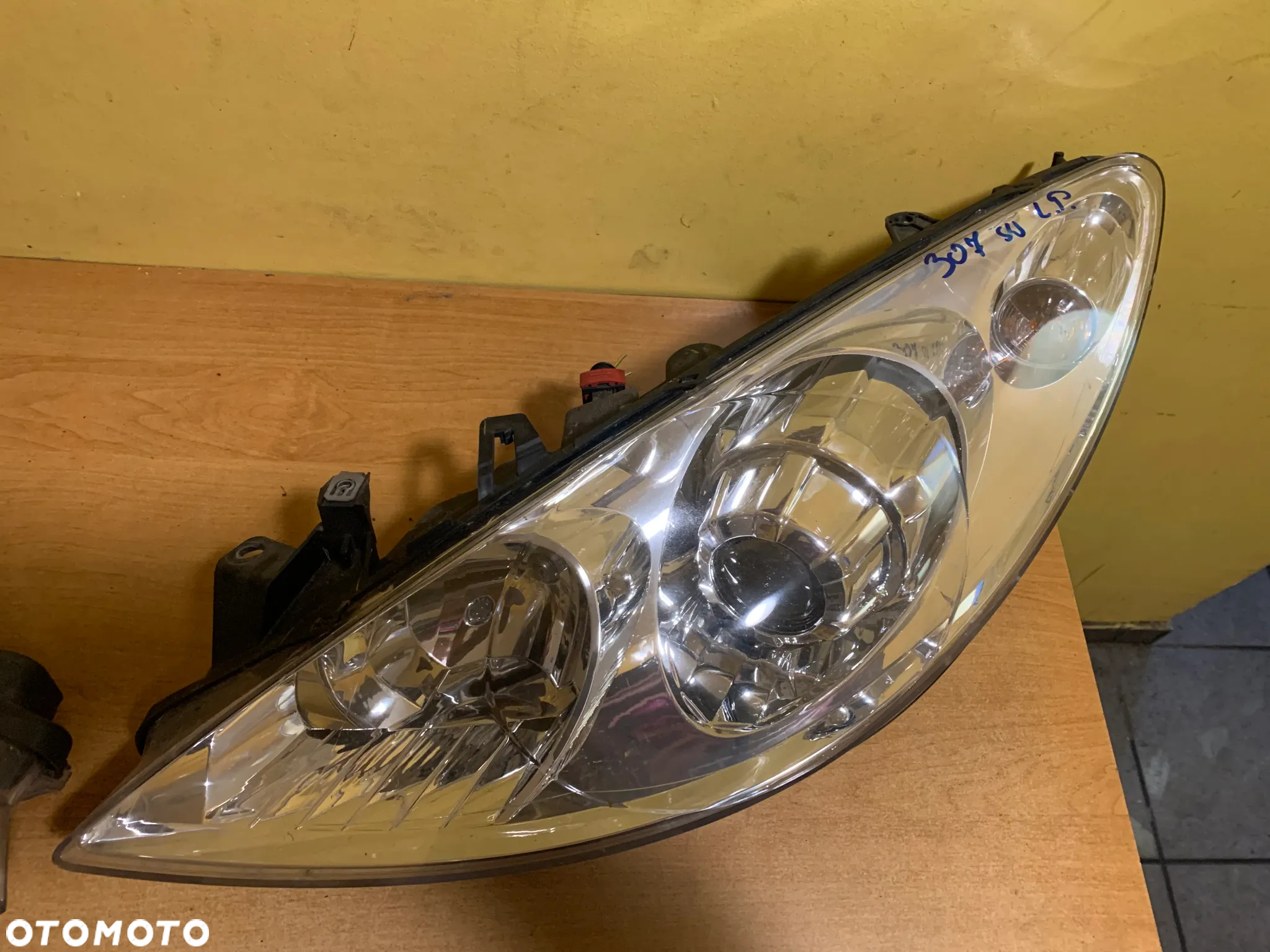 PEUGEOT 307 LIFT LAMPA  LEWA PRZEDNIA - 5