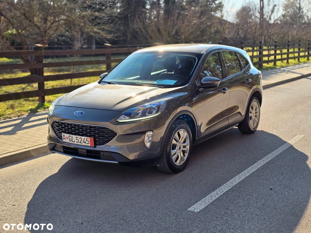 Ford Kuga - 10