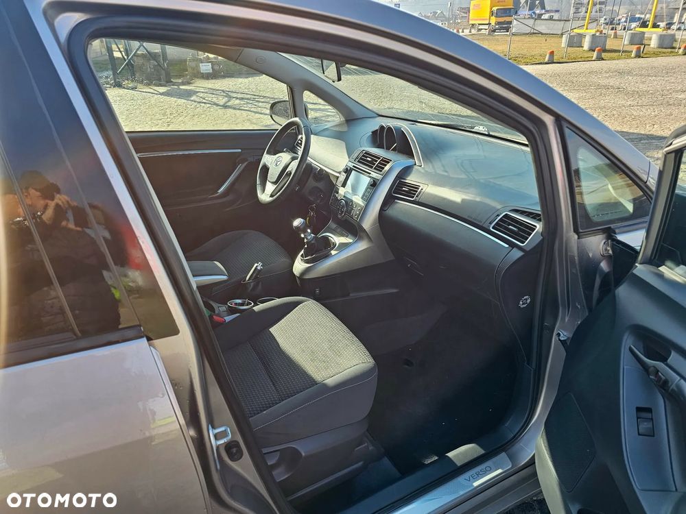 Toyota Verso 1.6 D-4D 7-Sitzer Start/Stop Executive - 15