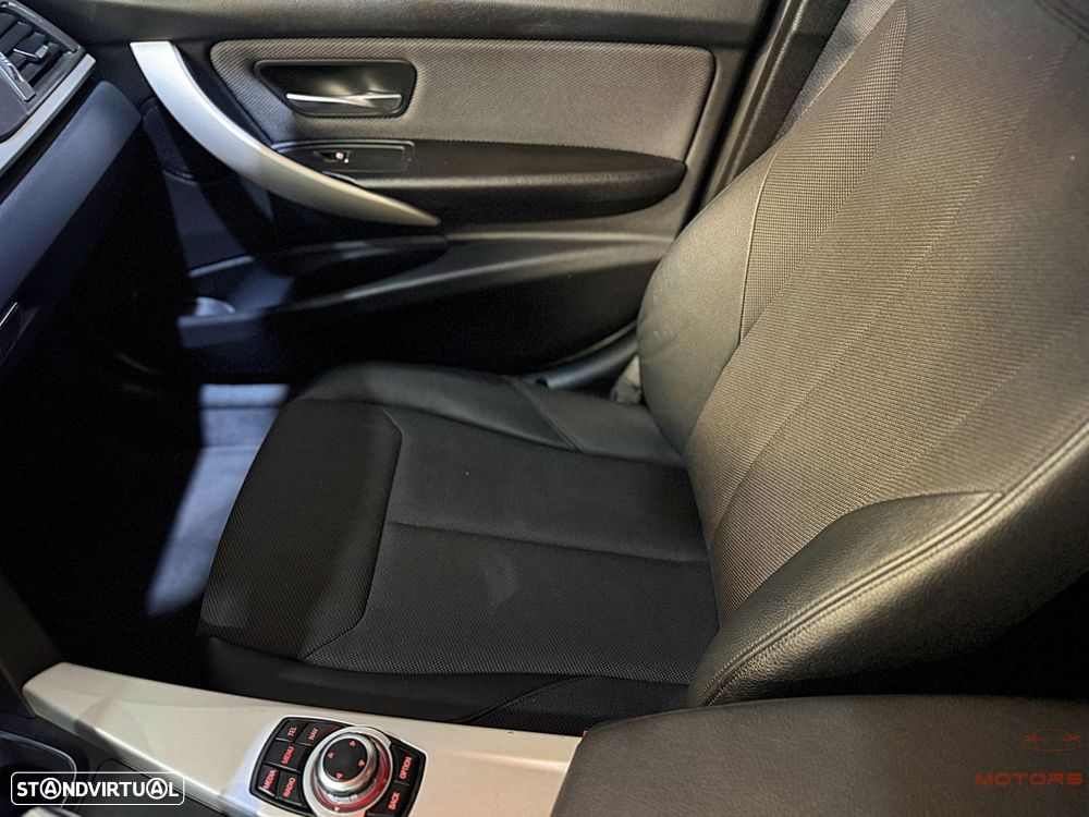 BMW 320 d Pack M Auto - 21