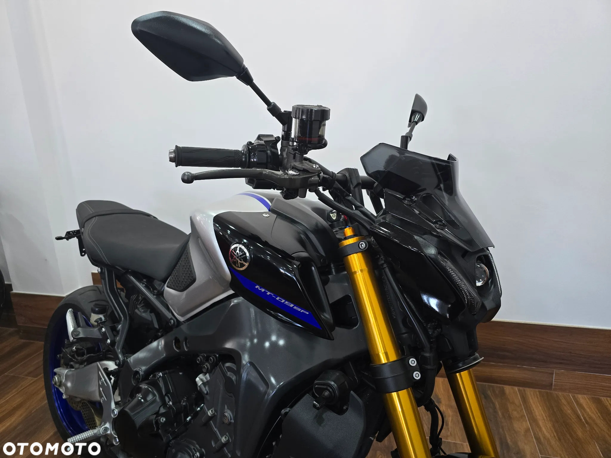 Yamaha MT - 4