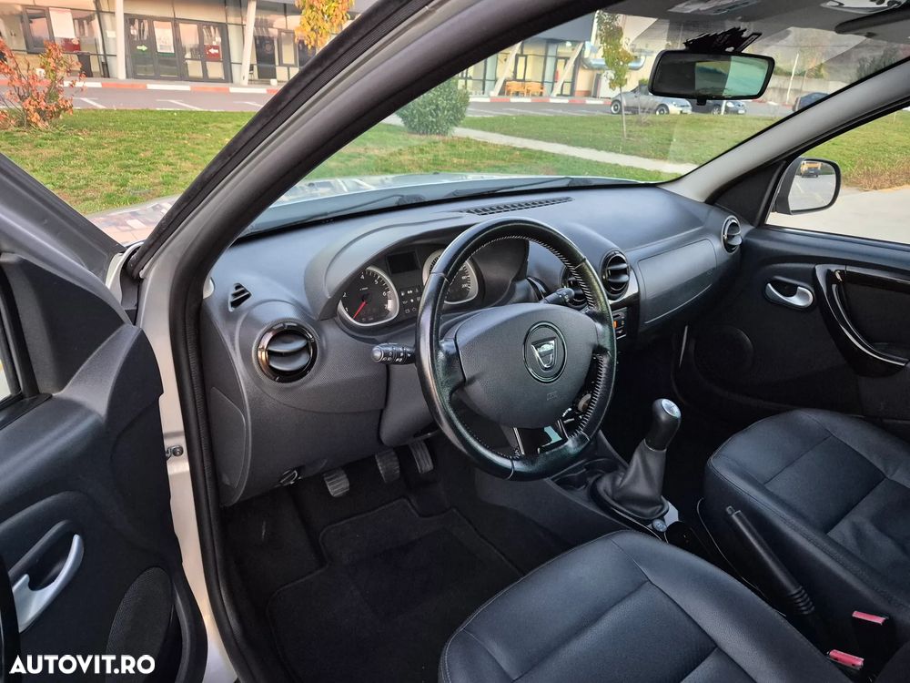 Dacia Duster 1.6 16V 4x2 Prestige - 12