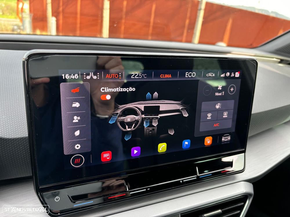 SEAT Leon 1.4 e-Hybrid DSG FR Plus - 43