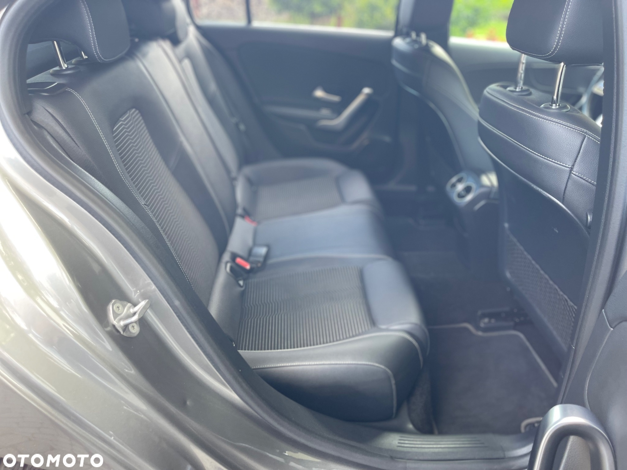 Mercedes-Benz Klasa A 200 AMG Line 7G-DCT - 12
