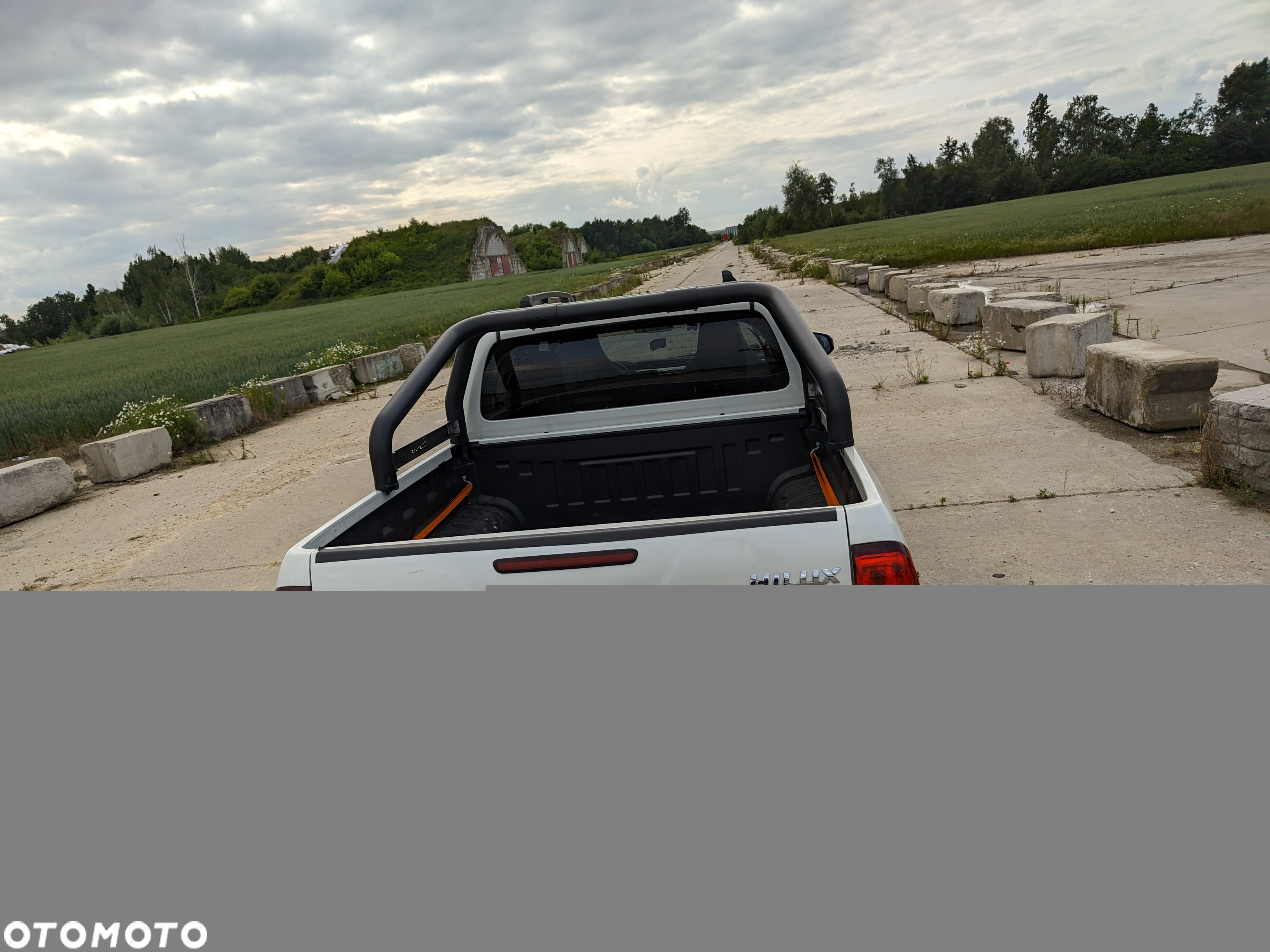 Toyota Hilux 2.4 D-4D Double Cab SR5 4x4 - 9