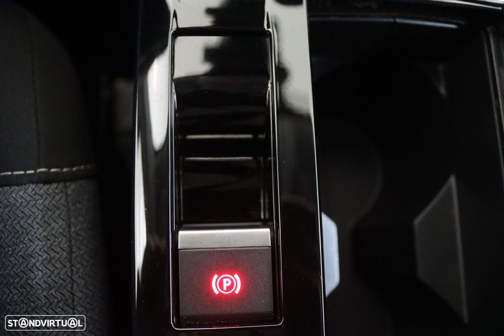 Citroën C4 X PureTech 100 Stop&Start YOU - 33