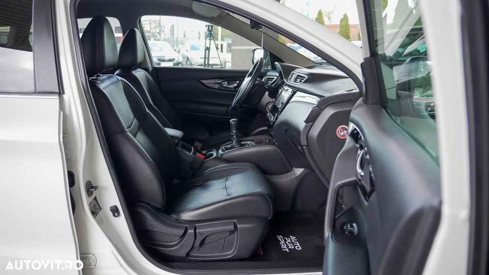 Nissan Qashqai 1.6 DIG-T ACENTA - 27