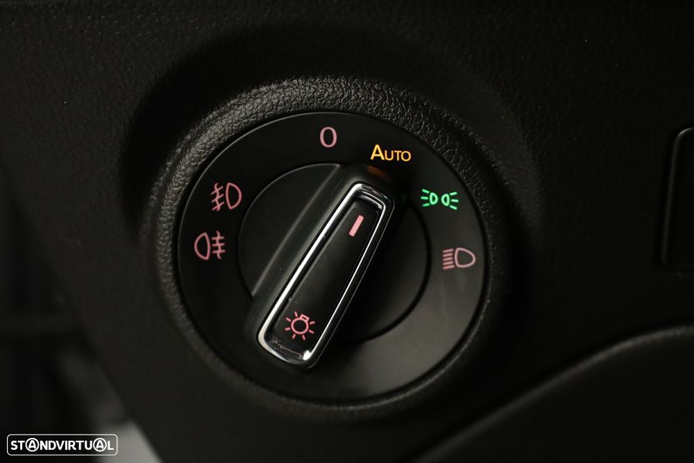 SEAT Leon 1.6 TDI FR S/S - 18