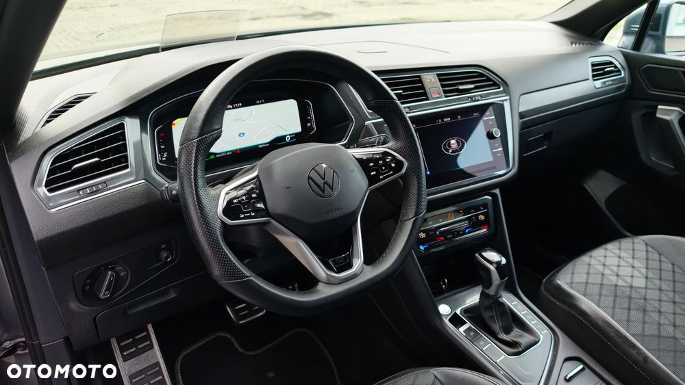 Volkswagen Tiguan Allspace 2.0 TDI R-Line DSG - 38