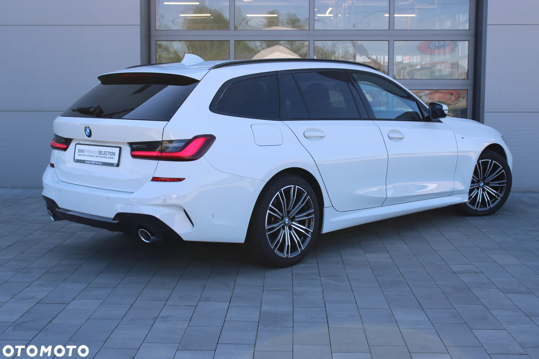 BMW Seria 3 330i xDrive M Sport sport - 5