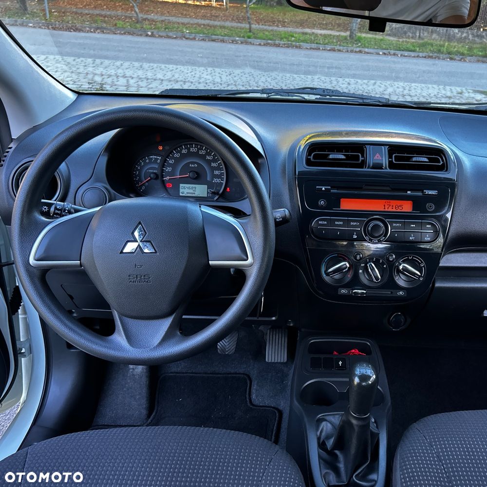 Mitsubishi Space Star - 15