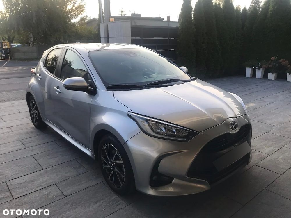Toyota Yaris Hybrid 1.5 Executive - 10