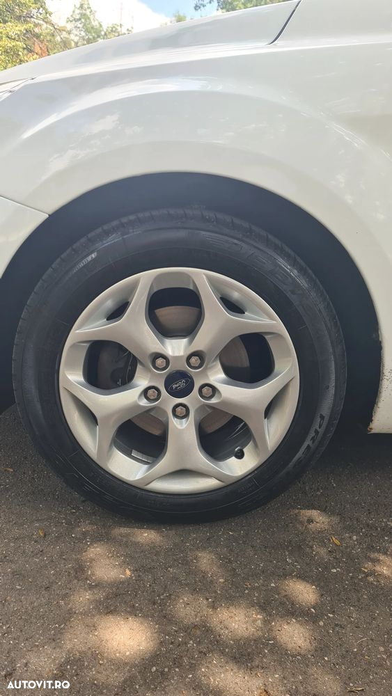 Ford Focus 1.6 Ti-VCT Titanium - 7