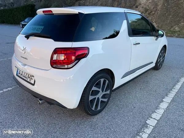 Citroën DS3 1.6 e-HDi So Irresistible - 3