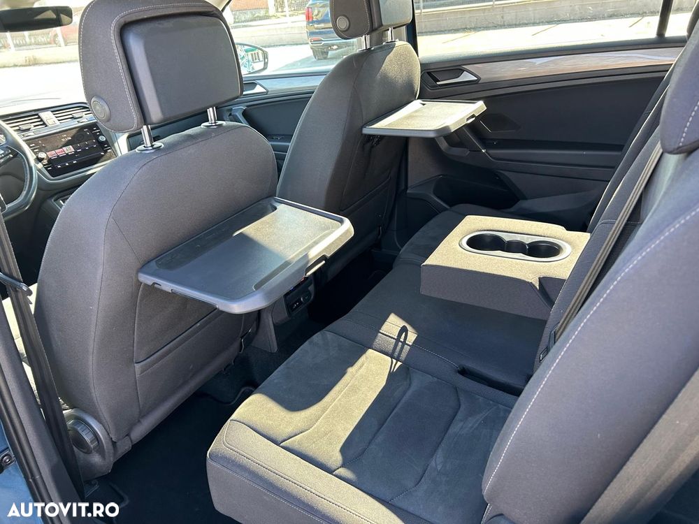 Volkswagen Tiguan - 33