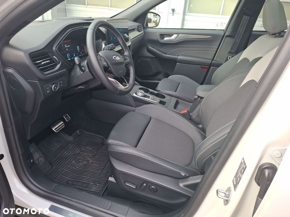 Ford Kuga 2025