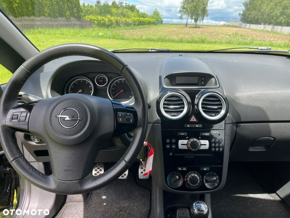 Opel Corsa 1.4 16V Edition - 7