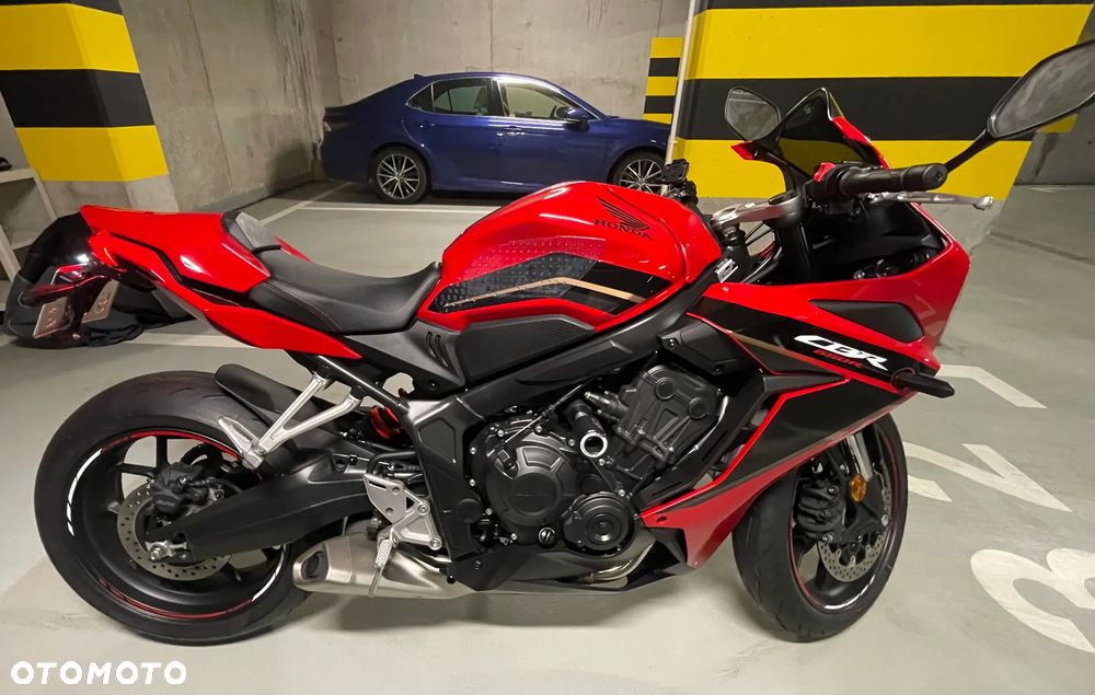 Honda CBR - 4