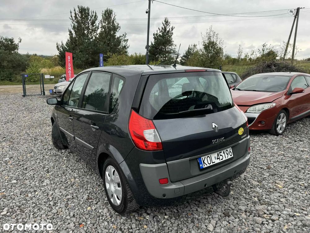 Renault Scenic 1.6 16V Emotion Plus - 5
