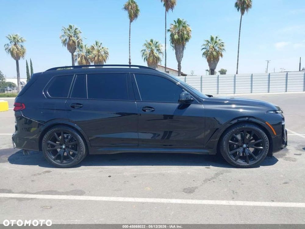 BMW X7 - 6