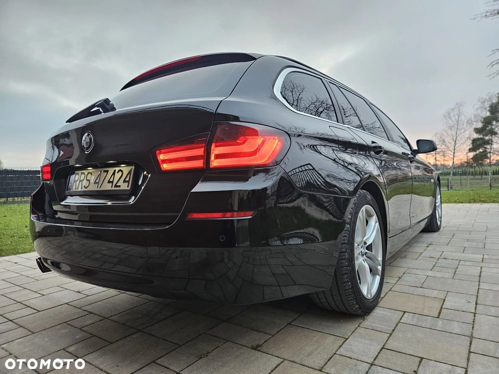 BMW Seria 5 530d Touring - 4