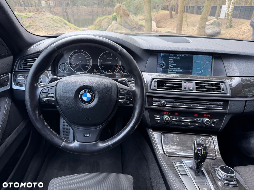 BMW Seria 5 525d - 20