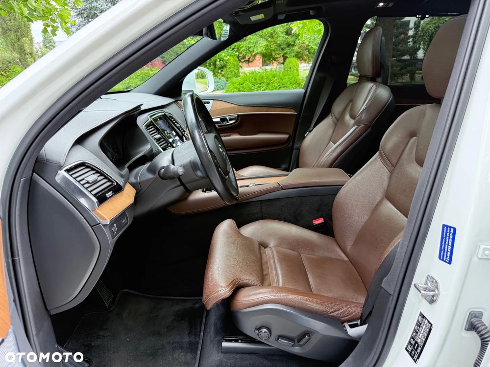 Volvo XC 90 - 18
