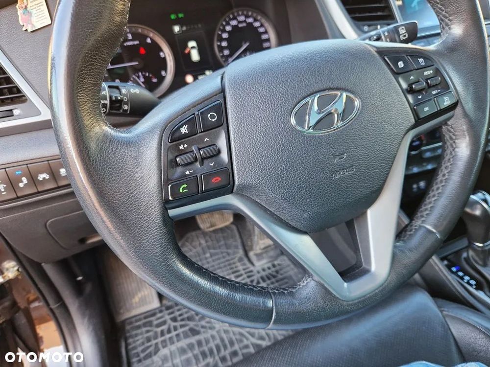 Hyundai Tucson 2.0 CRDi 4WD Automatik Intro Edition - 21