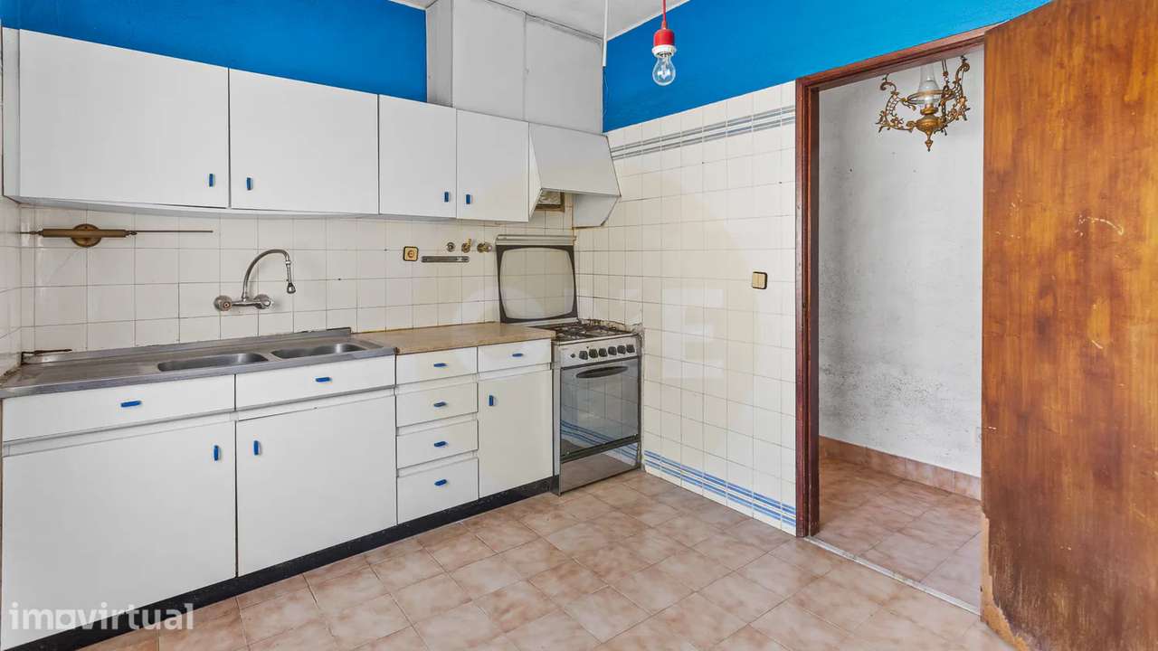 MORADIA T3 COM GARAGEM E ARMAZÉM EM CASAÍNHOS- FANHÕES - Grande imagem: 5/24
