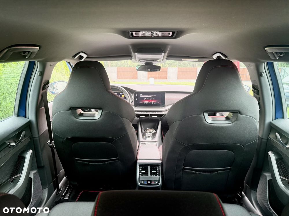 Skoda Octavia 2.0 TDI DSG 4x4 RS - 33