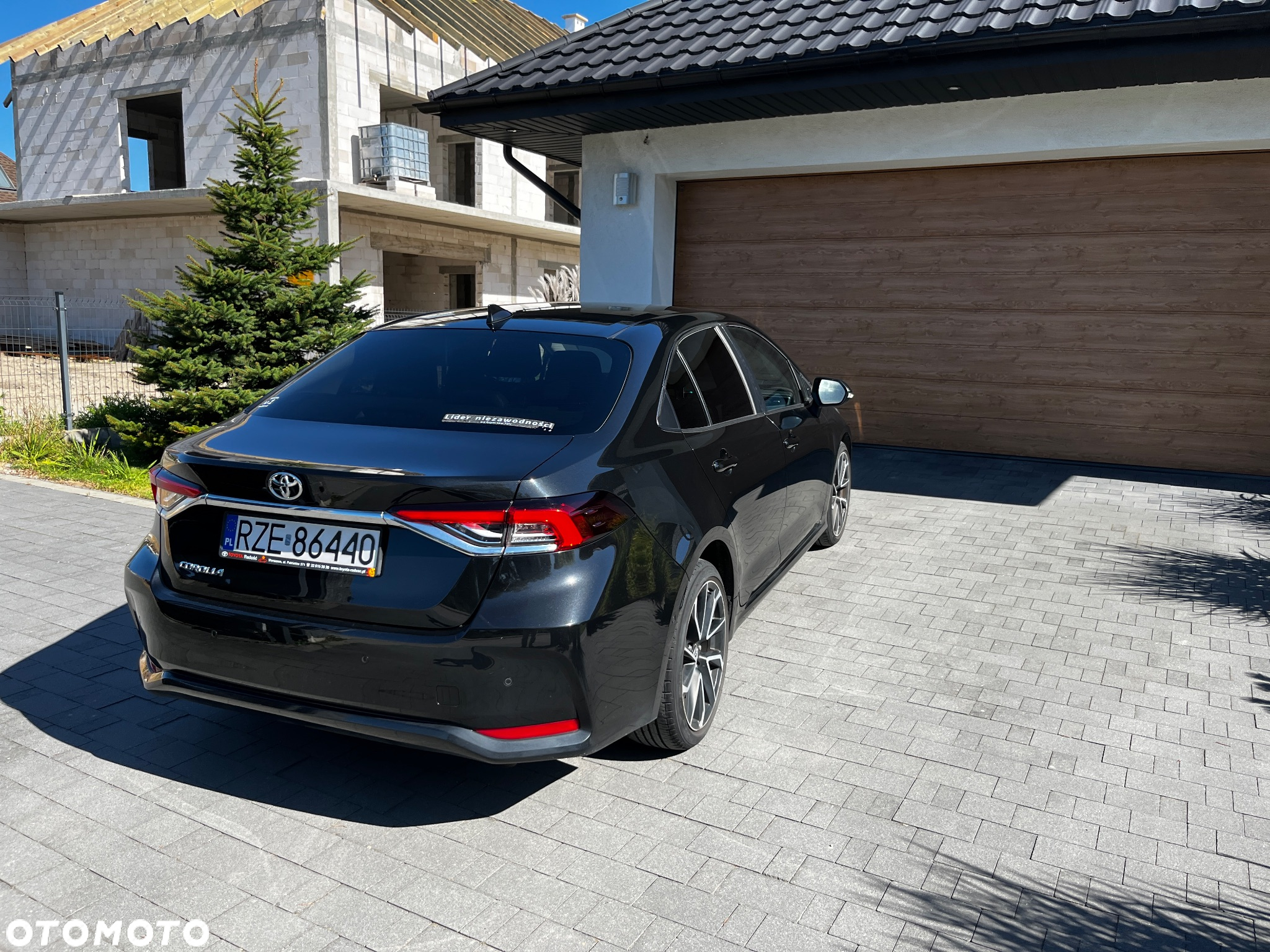 Toyota Corolla 1.6 Executive MS - 3