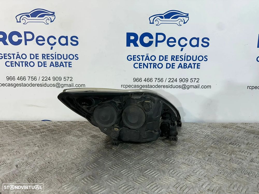 .Conjunto Farois Oticas Frente Frontais Original Ford Focus 2 MK2 Fase 2 8M51-13W030-DE 8M51-13W029-DF 2007 - 2010 - 12