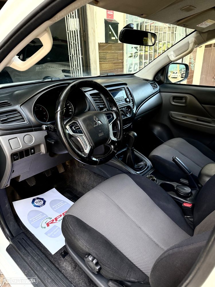 Mitsubishi L200 2.4 DI-D CD Invite CC 4WD - 14