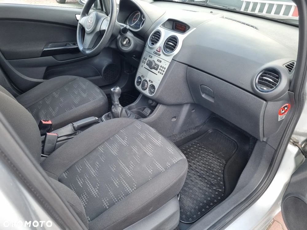 Opel Corsa 1.2 16V Enjoy - 13