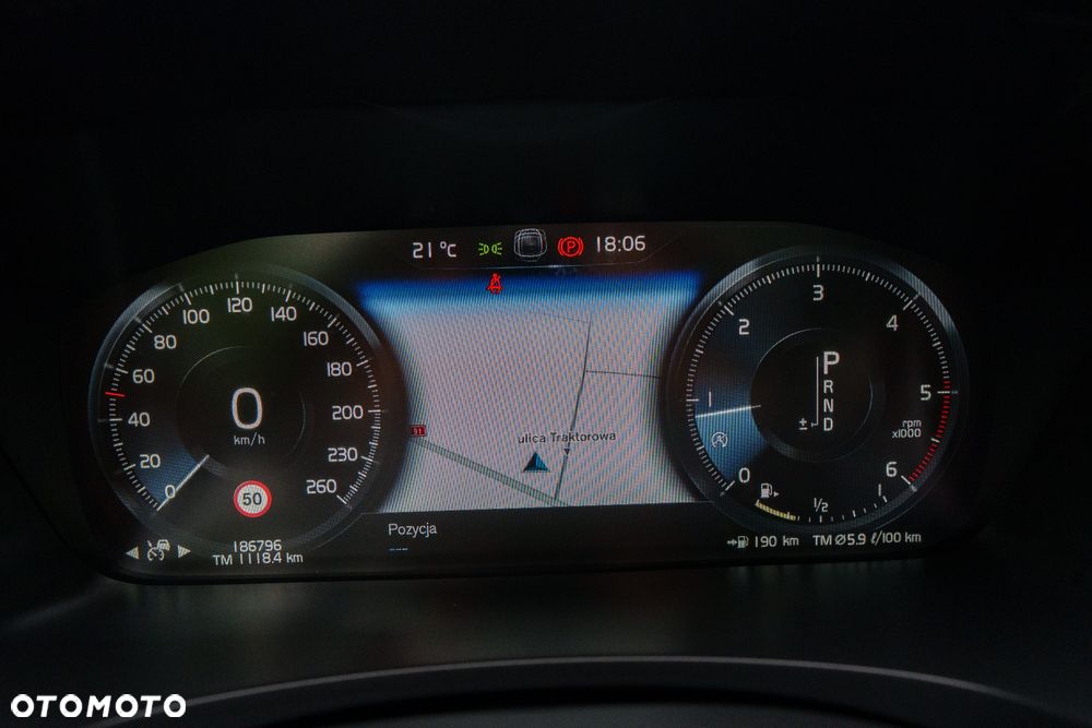 Volvo V90 D4 Geartronic R Design - 23